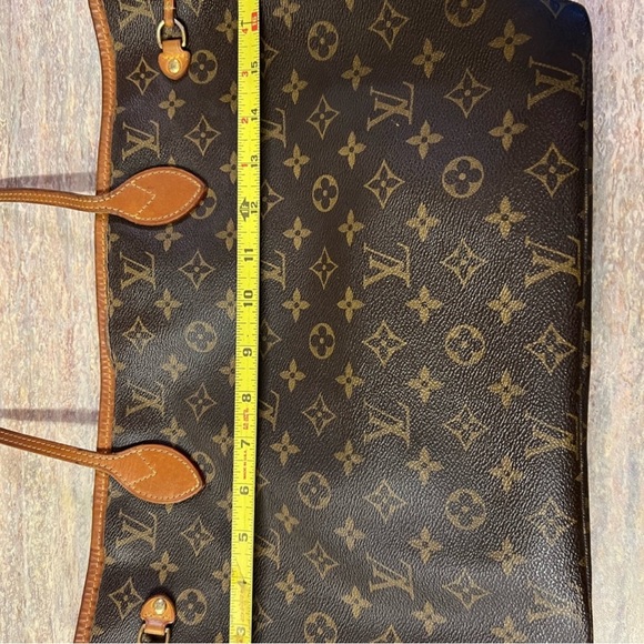 +Sold LOUIS VUITTON NEVERFULL TOTE - Picture 11 of 11